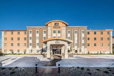 هتل The Heritage Inn & Suites, Ascend  Collection