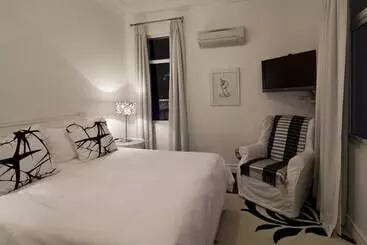 ペンション The Grange Guest House