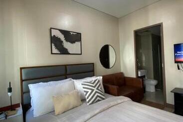 Aparthotel Near Airport Condotel