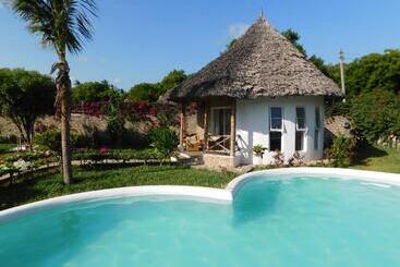 هتل آپارتمان Dama Villa