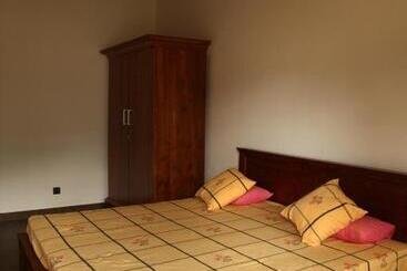 بنسيون Kan̆du