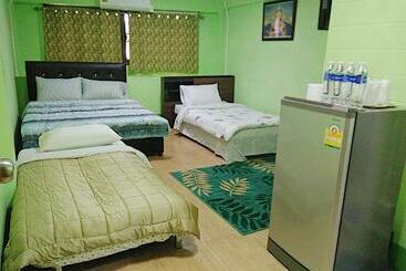 هاستل Your Home