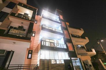 Hotel Flagship Gdd Kuteer