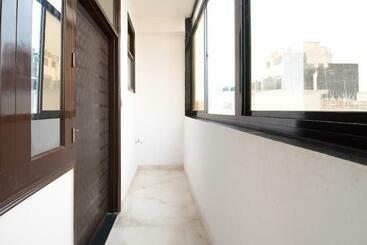 Hotel Oyo Flagship Kanchan Stays Near Palam Metro Station