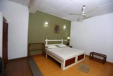 Hotel Peradeniya Rest House