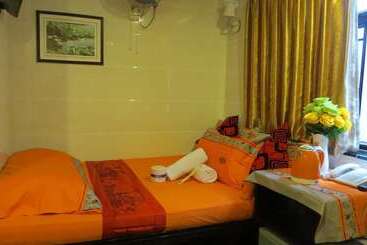 هاستل Paris Guest House