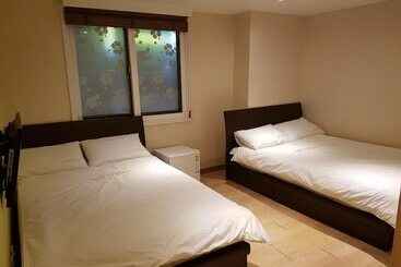 Pensiune Moon Sun Guesthouse