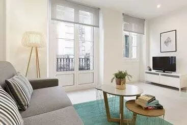 شقق خاصة سياحية Sitges Group Blue&white