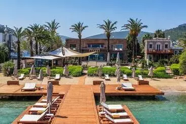 Casa Dell Arte Hotel Of Arts & Leisure