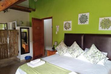 Hotel 19th Hole Golf Villa Bed And Breakfast