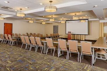 فندق Holiday Inn Express Bordentown Trenton South, An Ihg