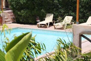 Hôtel Le Petit Hôtel Du Flouka