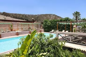 هتل Le Petit Hôtel Du Flouka