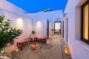 Отель Lindos Diamond Exclusive Villa
