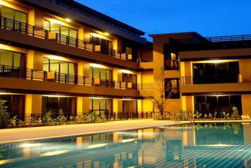 فندق Nai Yang Beach