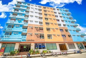Hotel W Apartment Hat Yai
