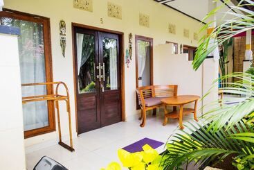 Hotel Taos House Nusa Lembongan