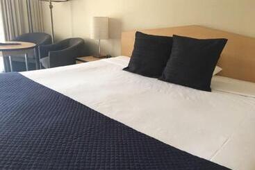 St Marys Park View Motel