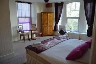 ベッドアンドブレックファースト Breezemount House