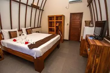 Hotelli Oceans 5 Dive Resort