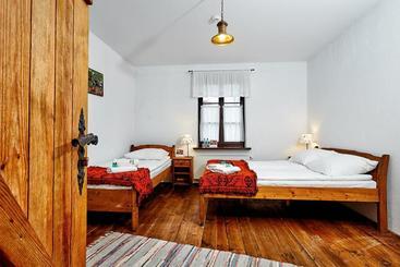 호텔 Folwark łochów