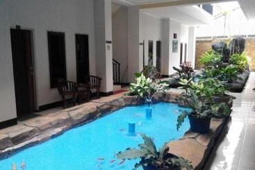 בית מלון כפרי Maktal