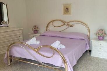 ペンション Affittacamere L Arco