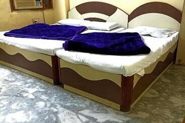 Pensão Shreeji Arpan