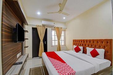 Hotel Oyo Flagship 81356 Mahavir Galaxy