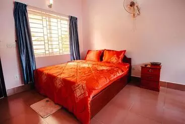 پانسیون Lea S Guesthouse And Restaurant