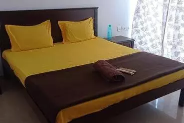 Bed and Breakfast P N A Apartments Manpada