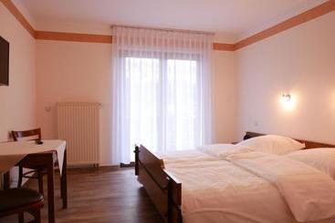 فندق Gasthaus Engel