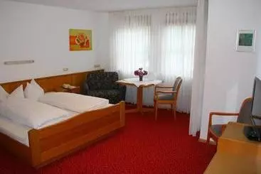 ホテル Gästehaus Trahasch Im Adelshof