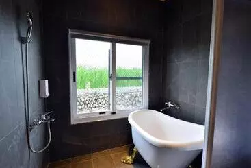 Leju Diary B&b