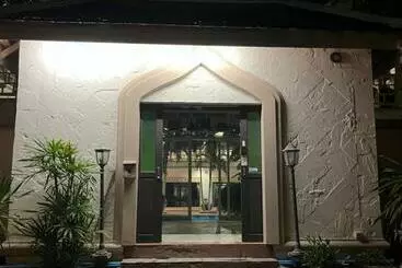 Pensiune Poolvilla@tinee