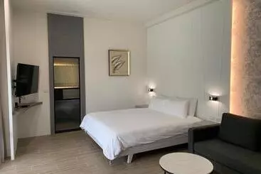 Bed & Breakfast 亮院子旅墅 Bright Courtyard