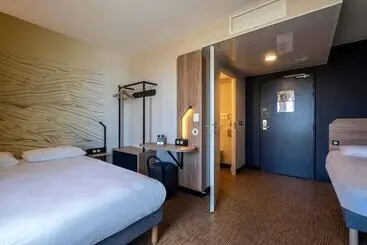 B&b Hotel Saintes