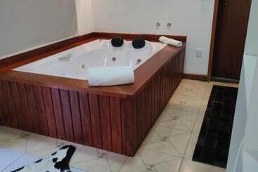 Отель Pousada La Colline