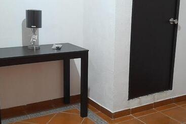 ユースホステル Posada El Refugio