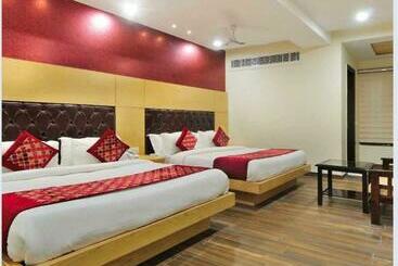 Hotell Oyo Shree In