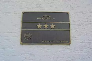 Hotelli Pension Hommen