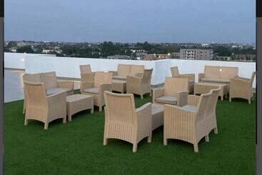 Accra Luxury Apartments At Oasis Park Residences