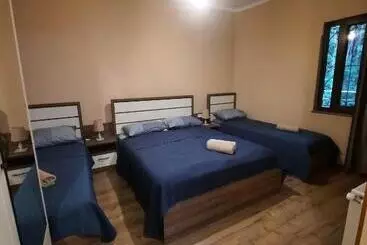 پانسیون Guest House N&n
