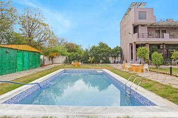 Hôtel Oyo Sehgal Farms