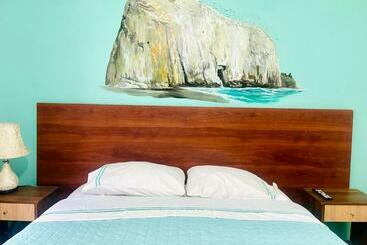 Pension (Hôtel basse catégorie) Hostal Costa Morena