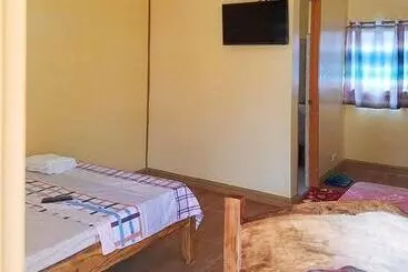 Hotel Shandy S Transient House