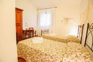 Hotel Gatto Bianco Tizzauli