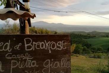 Hotel Casale La Pietra Gialla B&b