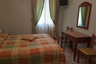 בית מלון כפרי Ponte San Vittorino