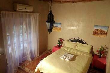 فندق Bassatine Skoura